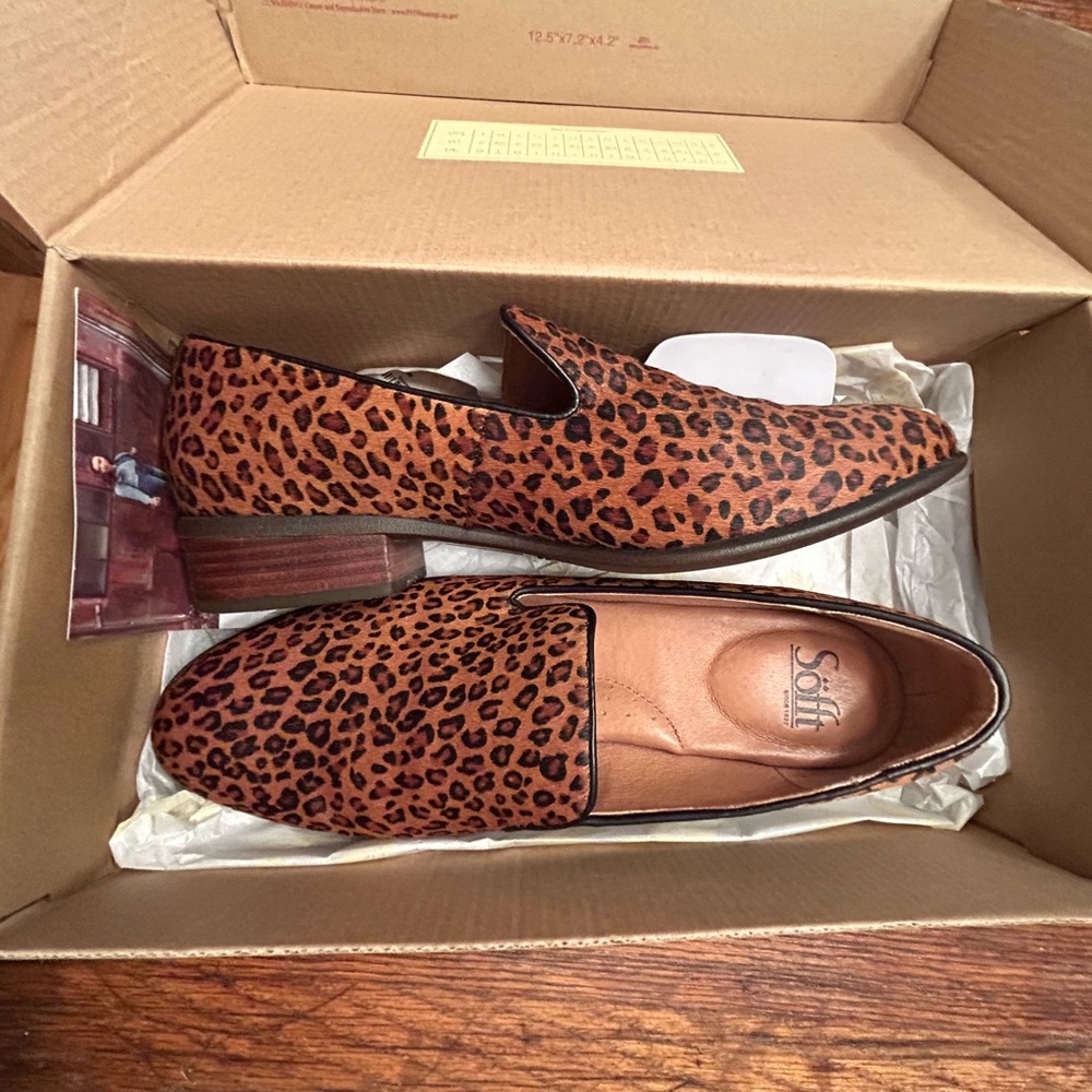 Sofft Size 10 Leopard Severn Loafer Calf Hair EUC worn once